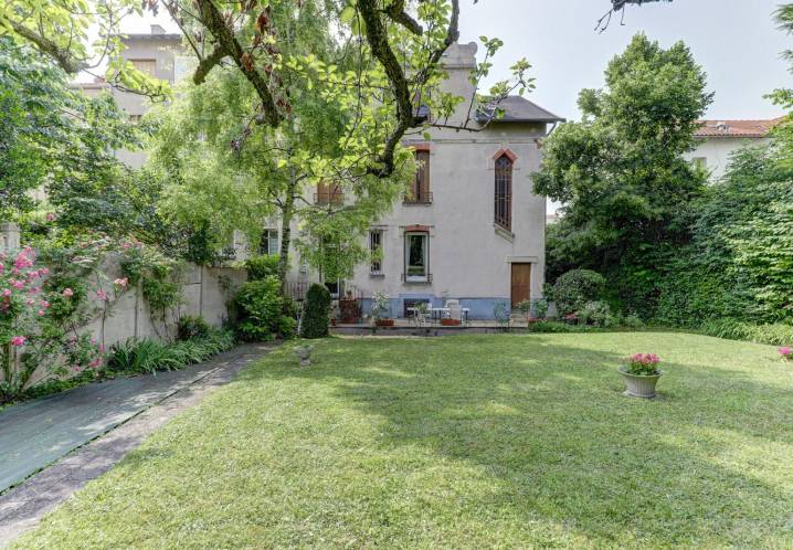 Maison • Vente • 300m2 • Montjuzet • Clermont-Ferrand
