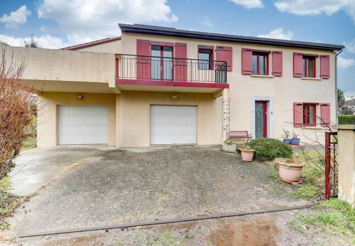 Maison • Vente • 146m2 • Beaumont