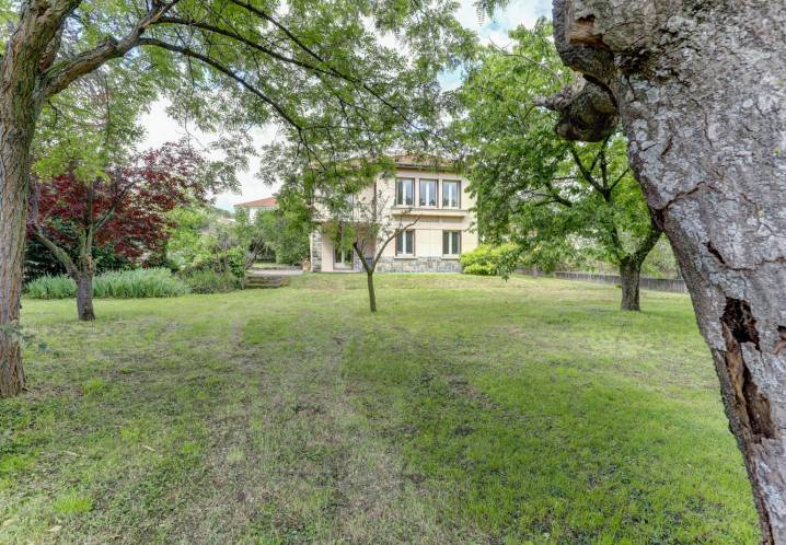 Maison • Vente • 150m2 • Pérignat-lès-Sarliève
