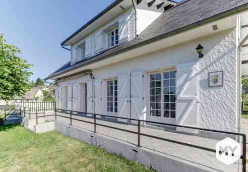 Maison 5 pièces 225 m2 à vendre Mazaye 63230, 275 000 €