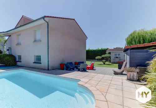 Maison 5 pièces 173 m2 à vendre Saint-Beauzire 63360, 475 000 €