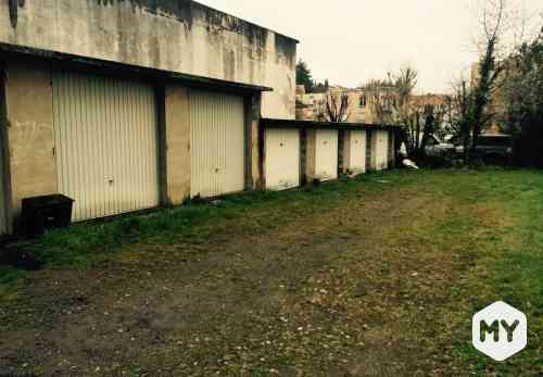 Parking 12 m2 à louer Beaumont 63110, 65 €/mois